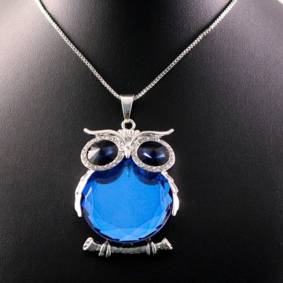 Blue Crystal/Rhinestone Owl Pendant Necklace - Picture 6 of 7